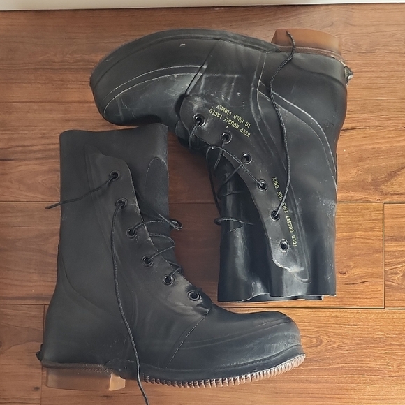 Vintage (1973) Military Extreme Weather Bata Boots 8R - Picture 3 of 5